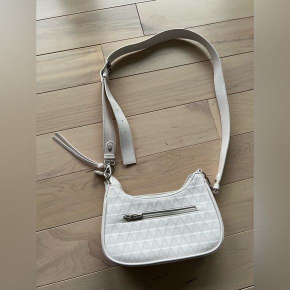 David Jones white shoulder purse - Picture 2 of 4